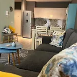Alpha Auriga Quiet Apartment
